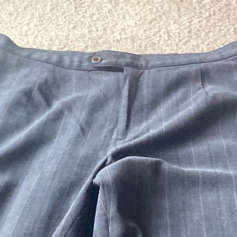 Dress pants - Picture 2 of 7
